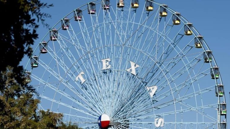 Wheel of fortune, La Texas Star in Dallas, Texas